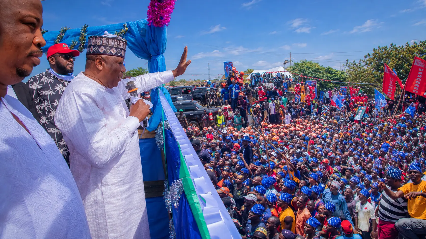 RT Hon. Muktar Aliyu Betara, OON